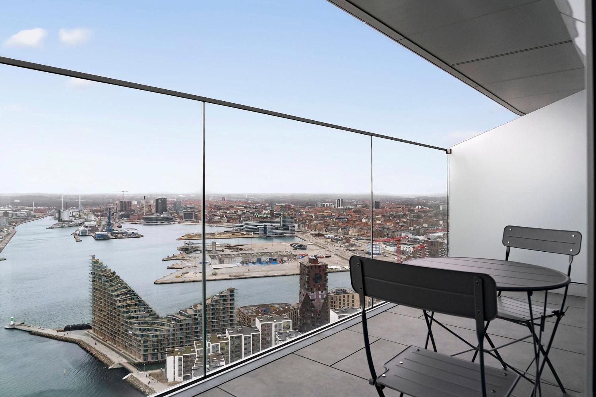 Apartamento Penthouse Paradise On 39Th Floor Århus Exterior foto